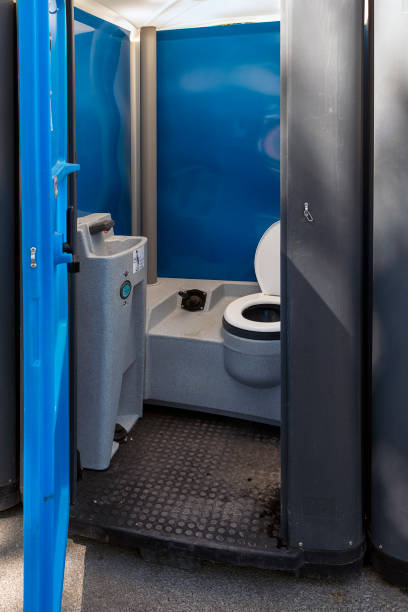 Portable Toilet Options We Offer in Mayville, MI